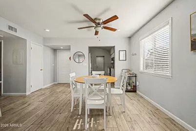 418 E Hidalgo Avenue, Phoenix, AZ 85040 - Photo 5