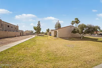 418 E Hidalgo Avenue, Phoenix, AZ 85040 - Photo 25