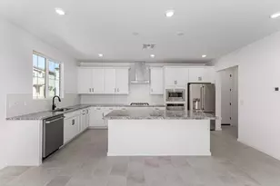 2436 W Maximo Wy, Phoenix, AZ 85085 - Photo 9