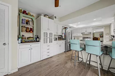 5720 W Frier Drive W, Glendale, AZ 85301 - Photo 13