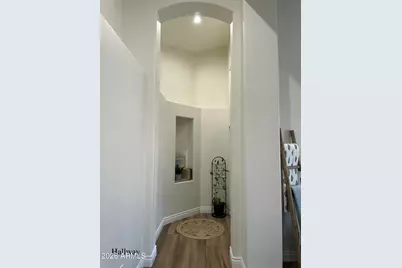 22366 N 68th Drive, Glendale, AZ 85310 - Photo 11
