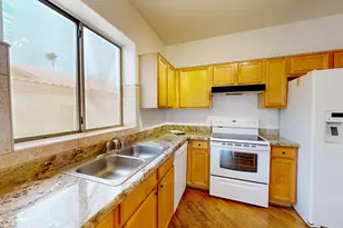 13558 W Young St, Surprise, AZ 85374 - Photo 15