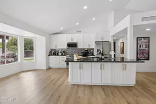 9003 E Windrose Dr, Scottsdale, AZ 85260 - Photo 13