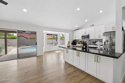 9003 E Windrose Drive, Scottsdale, AZ 85260 - Photo 13