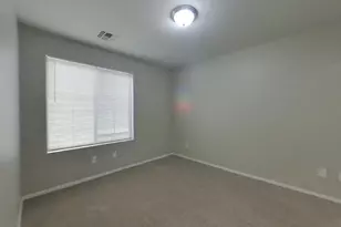 4376 E Selena Dr, Phoenix, AZ 85050 - Photo 13