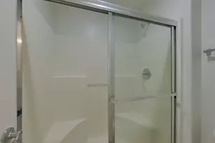 4376 E Selena Dr, Phoenix, AZ 85050 - Photo 7