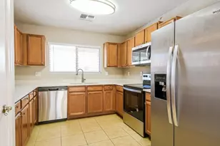 18611 North 22nd St, Phoenix, AZ 85024 - Photo 9