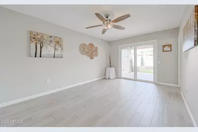 9908 W Royal Oak Road, Sun City, AZ 85351 - Photo 19