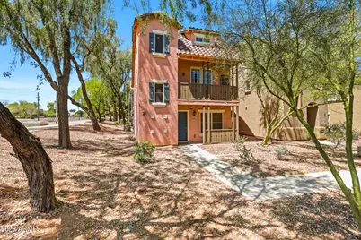 2107 E Huntington Drive, Phoenix, AZ 85040 - Photo 1