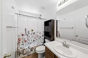 2107 E Huntington Dr, Phoenix, AZ 85040 - Photo 19