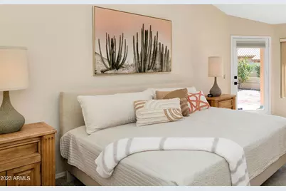 9013 W Kerry Lane, Peoria, AZ 85382 - Photo 13