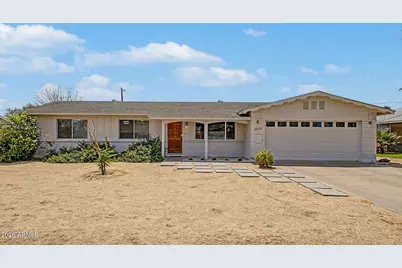 2839 E Shangri La Road, Phoenix, AZ 85028 - Photo 1