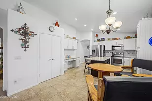 3247 S Loback Ln, Gilbert, AZ 85297 - Photo 11