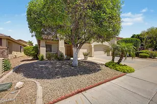 8208 W Deanna Dr, Peoria, AZ 85382 - Photo 3
