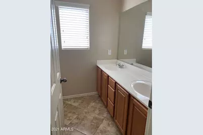 33175 N Slate Creek Drive, San Tan Valley, AZ 85143 - Photo 13