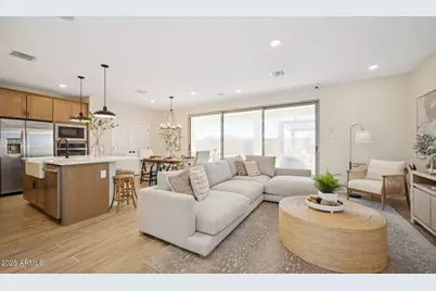 8096 N 80th Lane, Peoria, AZ 85345 - Photo 11