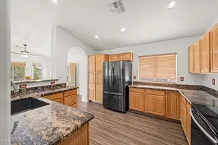 16328 W Sandra Ln, Surprise, AZ 85388 - Photo 5