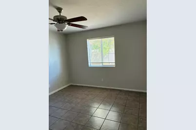 10641 N 15th Avenue #Apt B, Phoenix, AZ 85029 - Photo 3