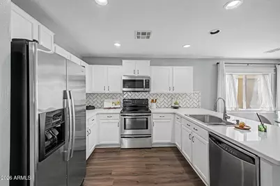 11584 W Oglesby Avenue, Youngtown, AZ 85363 - Photo 7