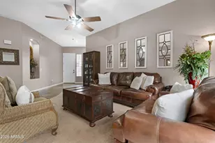 2107 E Beautiful Ln, Phoenix, AZ 85042 - Photo 7