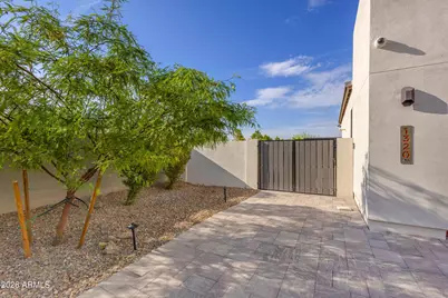1320 E Piedmont Road, Phoenix, AZ 85042 - Photo 7