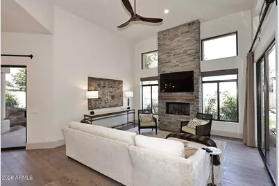 8334 E Jenan Drive, Scottsdale, AZ 85260 - Photo 17