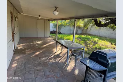 4014 N 33rd Place, Phoenix, AZ 85018 - Photo 17