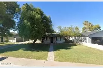 4014 N 33rd Place, Phoenix, AZ 85018 - Photo 1