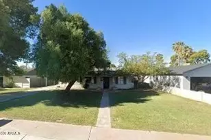 4014 N 33rd Pl, Phoenix, AZ 85018 - Photo 1