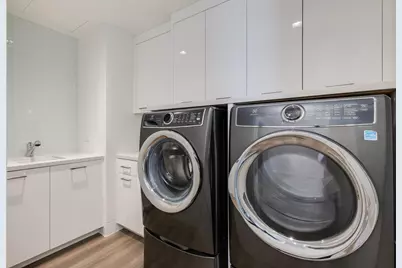 6587 N Palmeraie Boulevard #Unit 2011, Paradise Valley, AZ 85253 - Photo 25