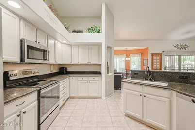 20444 N 110th Avenue, Peoria, AZ 85373 - Photo 3