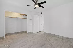 2925 N 38th St, Phoenix, AZ 85018 - Photo 21