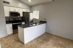 117 W Concorda Dr, Tempe, AZ 85282 - Photo 9