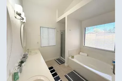 10938 W Poinsettia Drive, Avondale, AZ 85392 - Photo 13