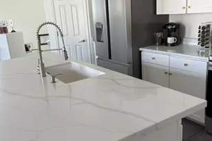 2837 E Dunbar Dr, Phoenix, AZ 85042 - Photo 7