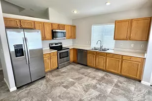 1329 E Cathedral Rock Dr, Phoenix, AZ 85048 - Photo 7