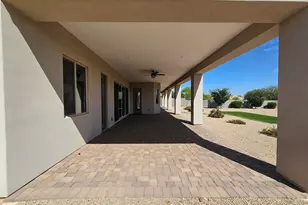 19 E Desert Hills Dr, Phoenix, AZ 85086 - Photo 101