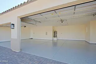 19 E Desert Hills Dr, Phoenix, AZ 85086 - Photo 49