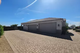 19 E Desert Hills Dr, Phoenix, AZ 85086 - Photo 89