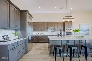 19 E Desert Hills Dr, Phoenix, AZ 85086 - Photo 11