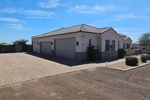 19 E Desert Hills Dr, Phoenix, AZ 85086 - Photo 71
