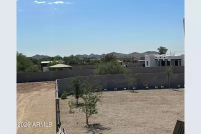 19 E Desert Hills Drive, Phoenix, AZ 85086 - Photo 51