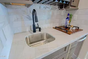 19 E Desert Hills Dr, Phoenix, AZ 85086 - Photo 17