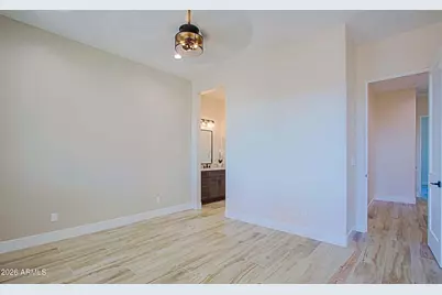 19 E Desert Hills Drive, Phoenix, AZ 85086 - Photo 31