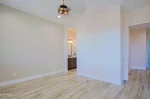 19 E Desert Hills Dr, Phoenix, AZ 85086 - Photo 31