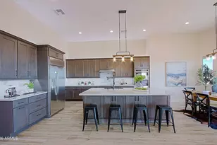 19 E Desert Hills Dr, Phoenix, AZ 85086 - Photo 19