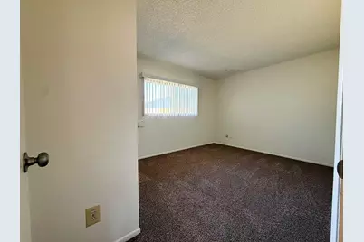 5208 W Calavar Road, Glendale, AZ 85306 - Photo 7