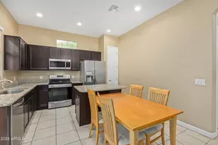 1367 S Country Club Dr, Mesa, AZ 85210 - Photo 9