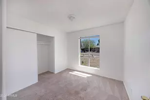 1826 W Behrend Dr, Phoenix, AZ 85027 - Photo 19
