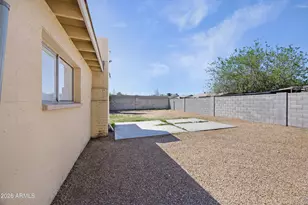 1826 W Behrend Dr, Phoenix, AZ 85027 - Photo 21